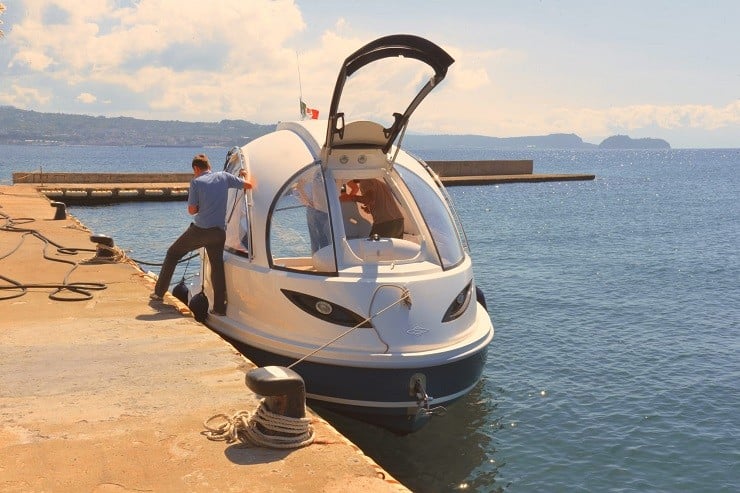 jet-capsule-mini-yacht-9