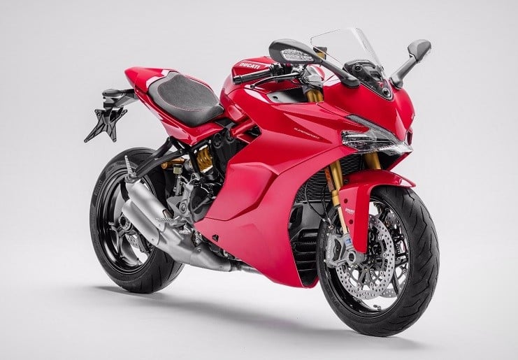 2017-ducati-supersport-3