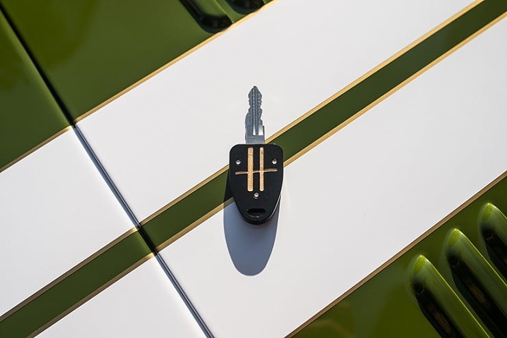 caterham-x-harrods-special-edition-car-8