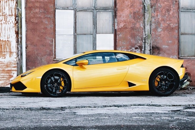 yellow-lamborghini