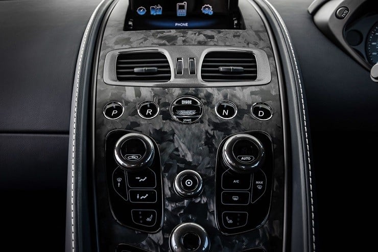 2018-astin-martin-vanquish-s-9