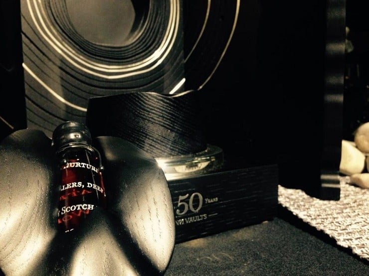 black-bowmore-50-year-old-whisky-3