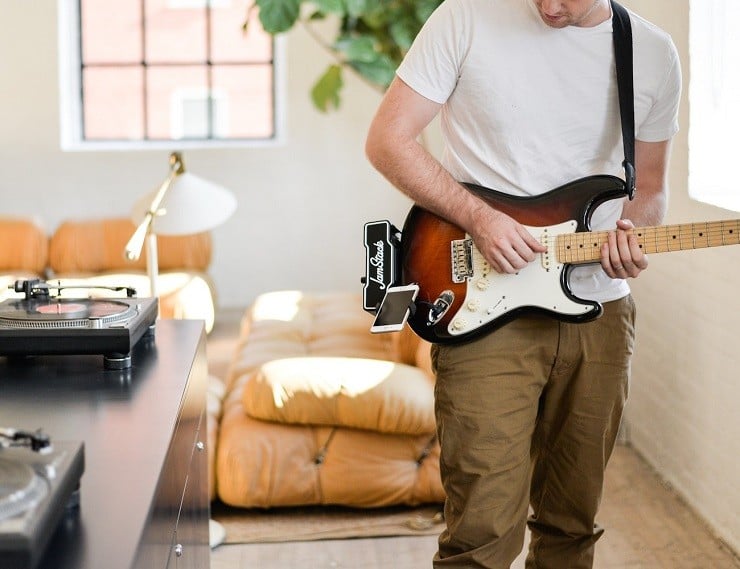 jamstack-attachable-electric-guitar-amplifier-6