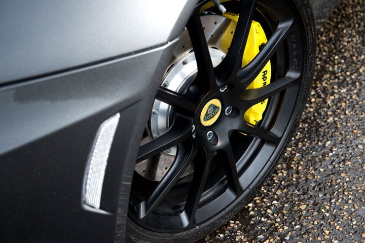 lotus-evora-sport-410-supercar-10