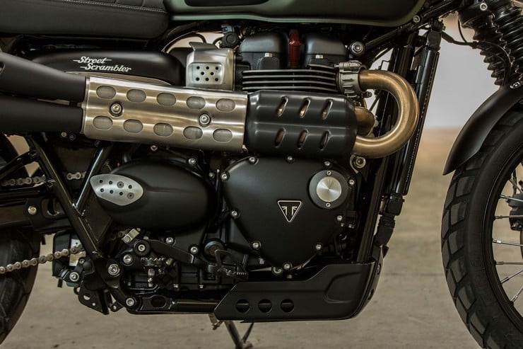 triumph-street-scrambler-2