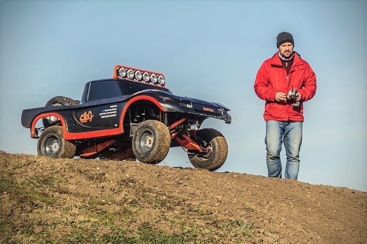 mammoth rc monster truck