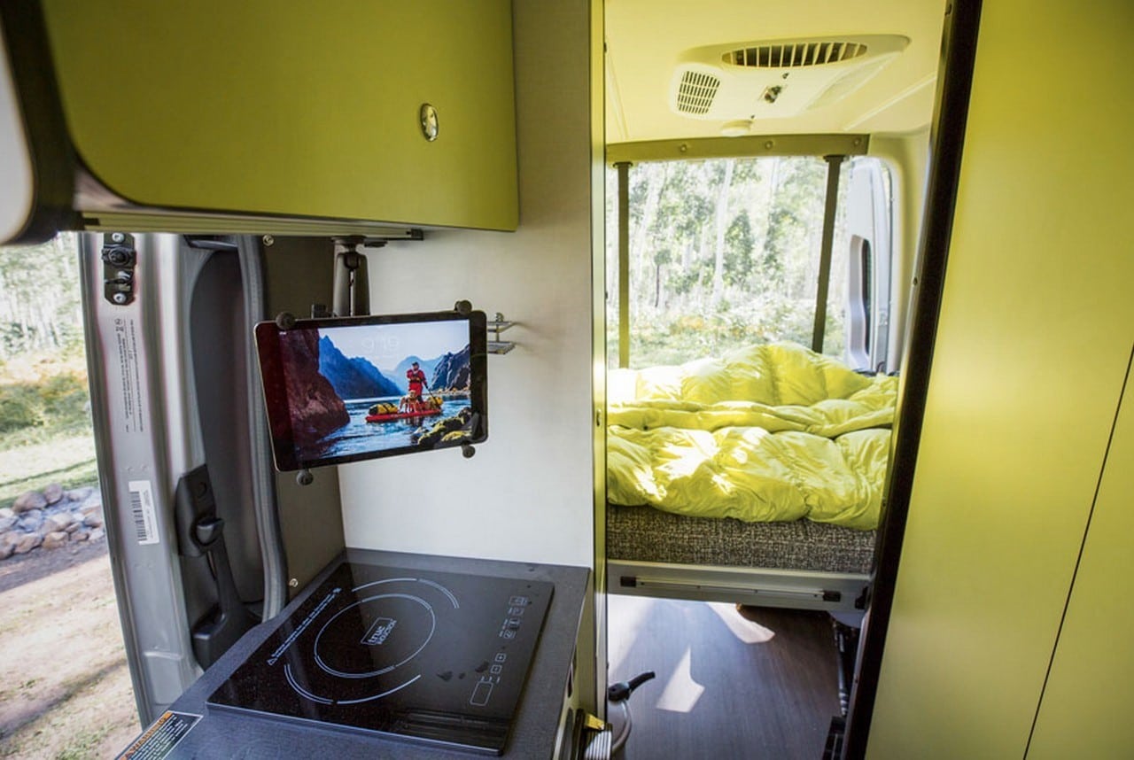 Winnebago Revel 4x4 Camper Van Men's Gear