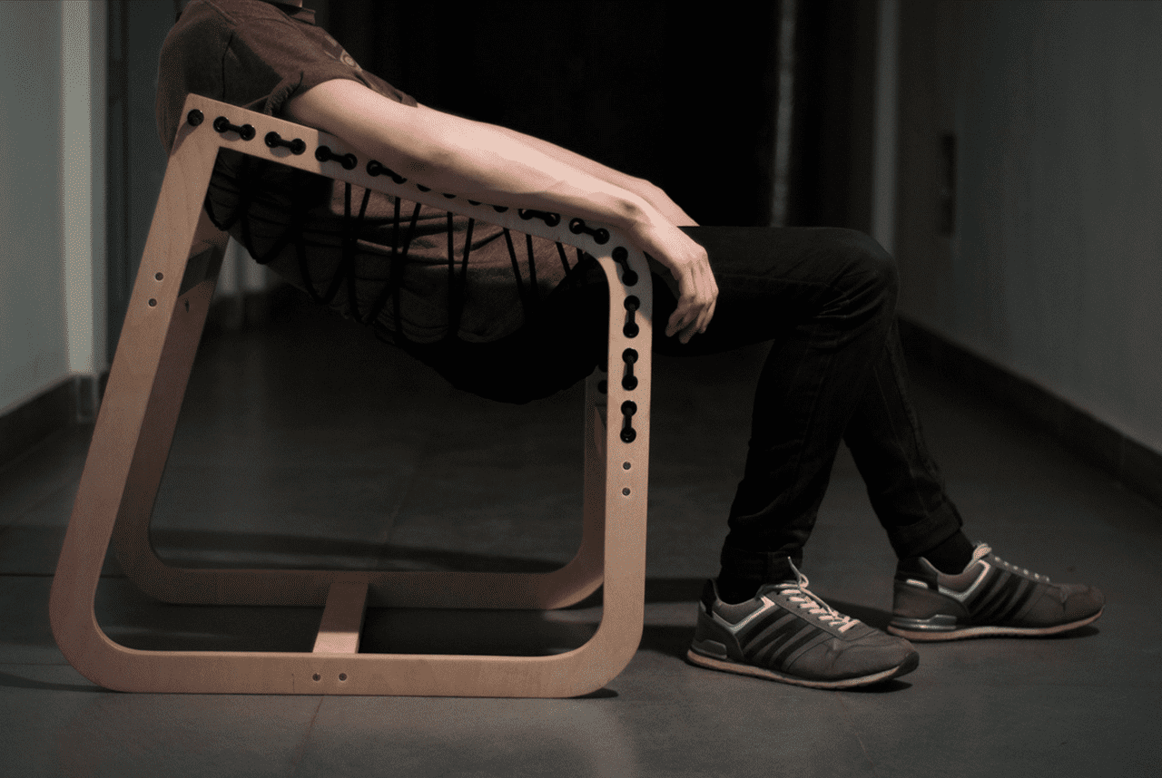 The Minimal Air Lounge Chair | Men's Gear