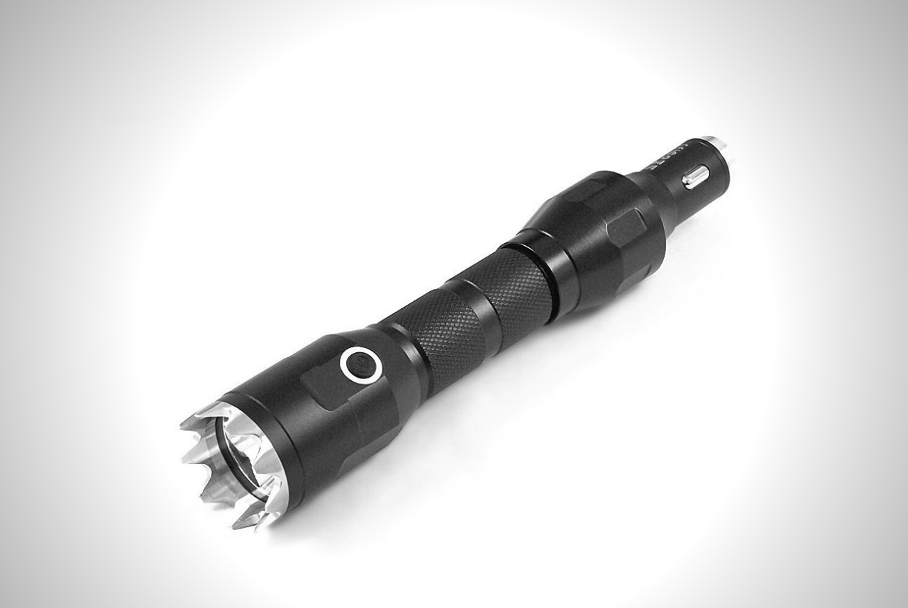 MeetIDEA Tactical Emergency Flashlight Kit Men's Gear