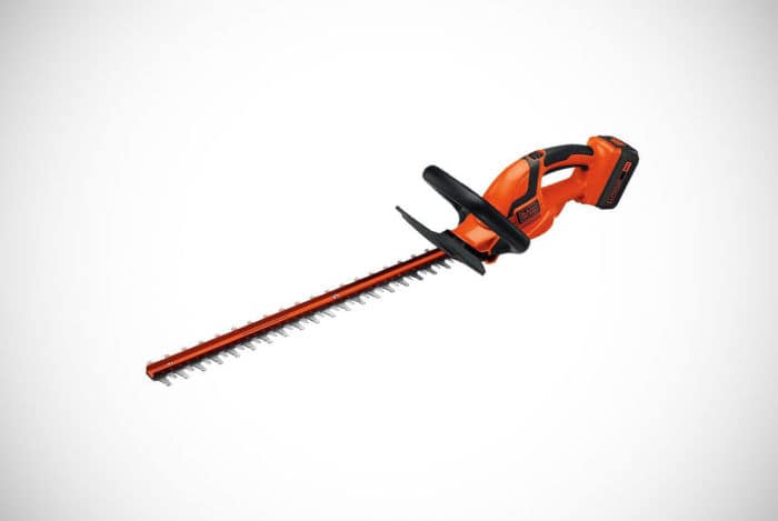 Black & Decker LHT2426 Cordless Hedge Trimmer
