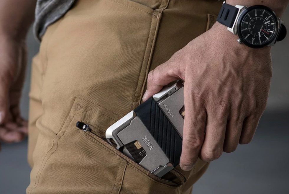 Dango M1 Titanium Tactical Wallet Ups Your EDC Game
