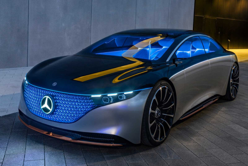 The Mercedes-Benz Vision EQS Is A Dynamic Light Show On Four Wheels