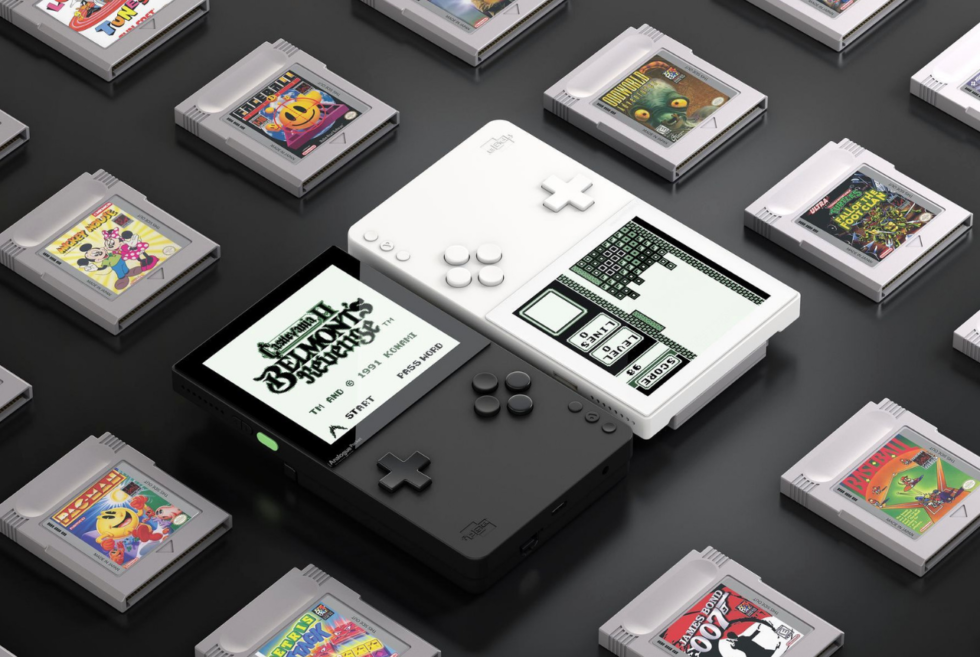 The Analogue Pocket Is A Miniature But Powerful Portable Gaming Platform