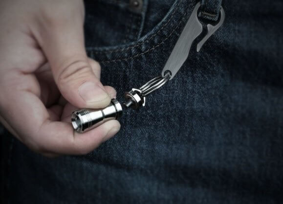 YSMART 2.0 Magnetic Quick-Release Flashlight