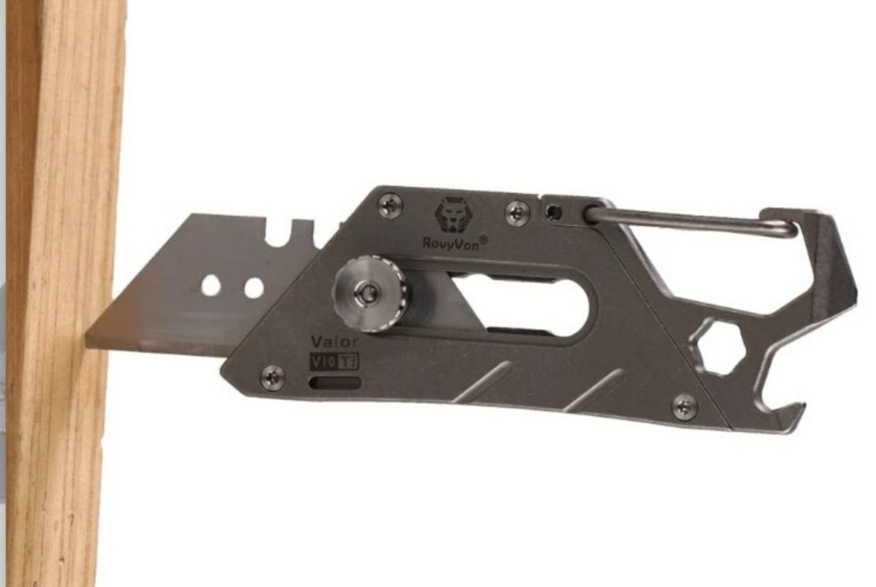 RoryVon Valor V10 Multi-Purpose Tool Is Compact Yet Functional