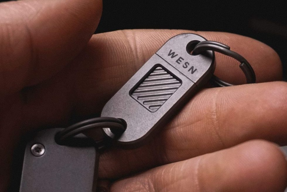WESN Ti QR Keychain