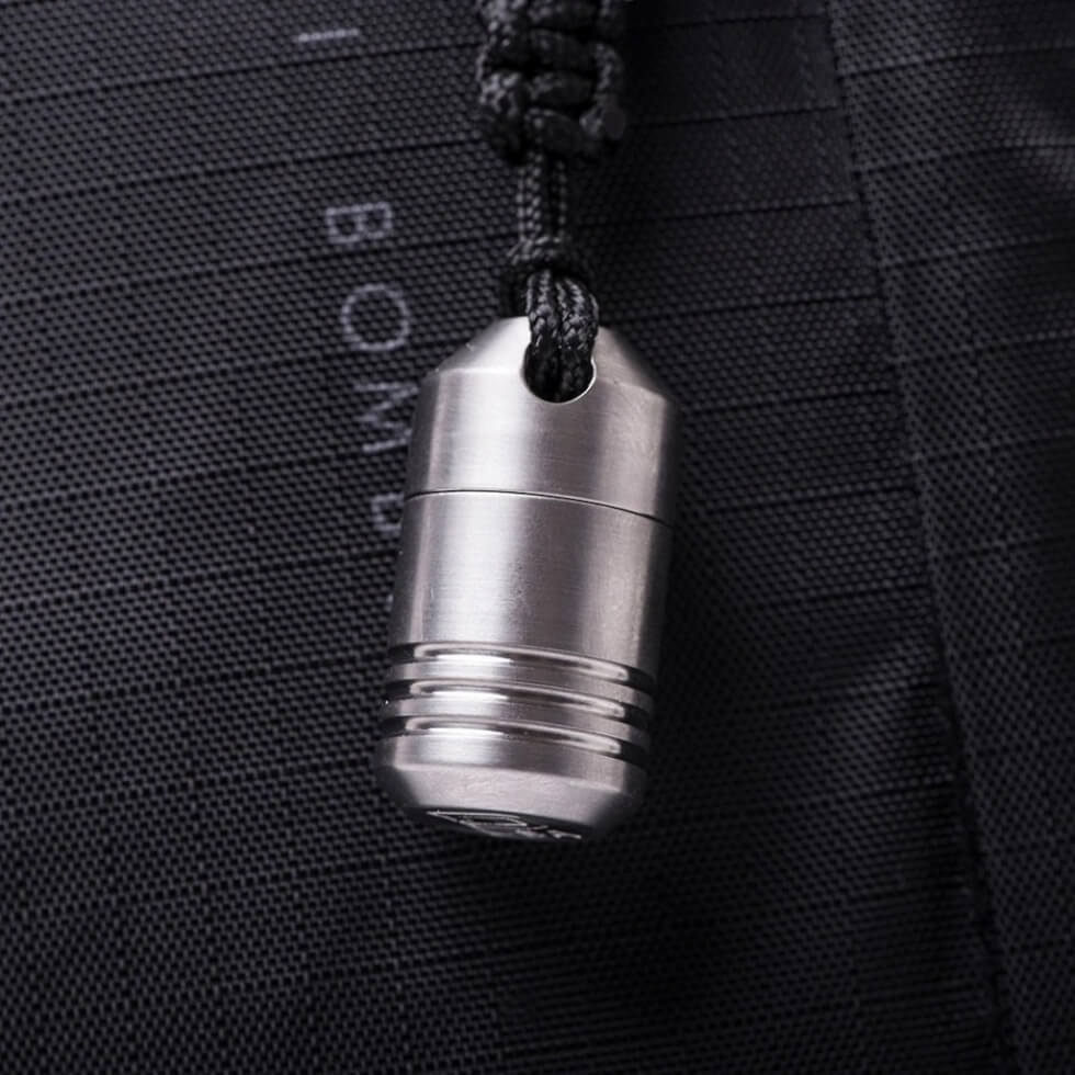 Dango Titanium Capsule