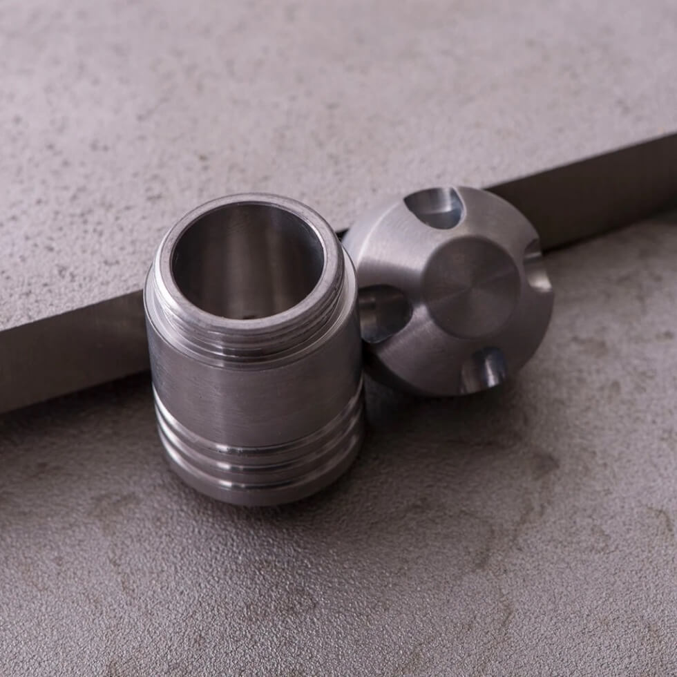 Dango Titanium Capsule