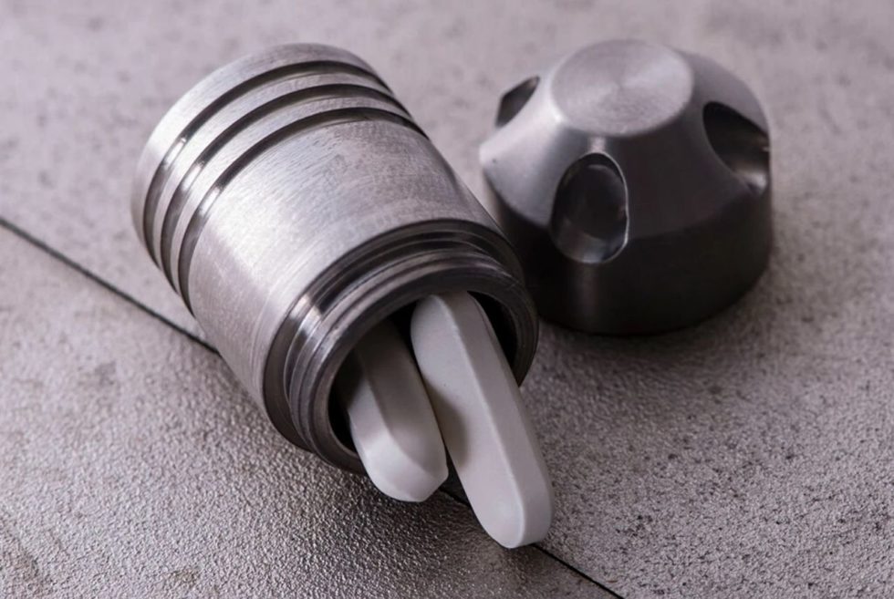 Dango Titanium Capsule