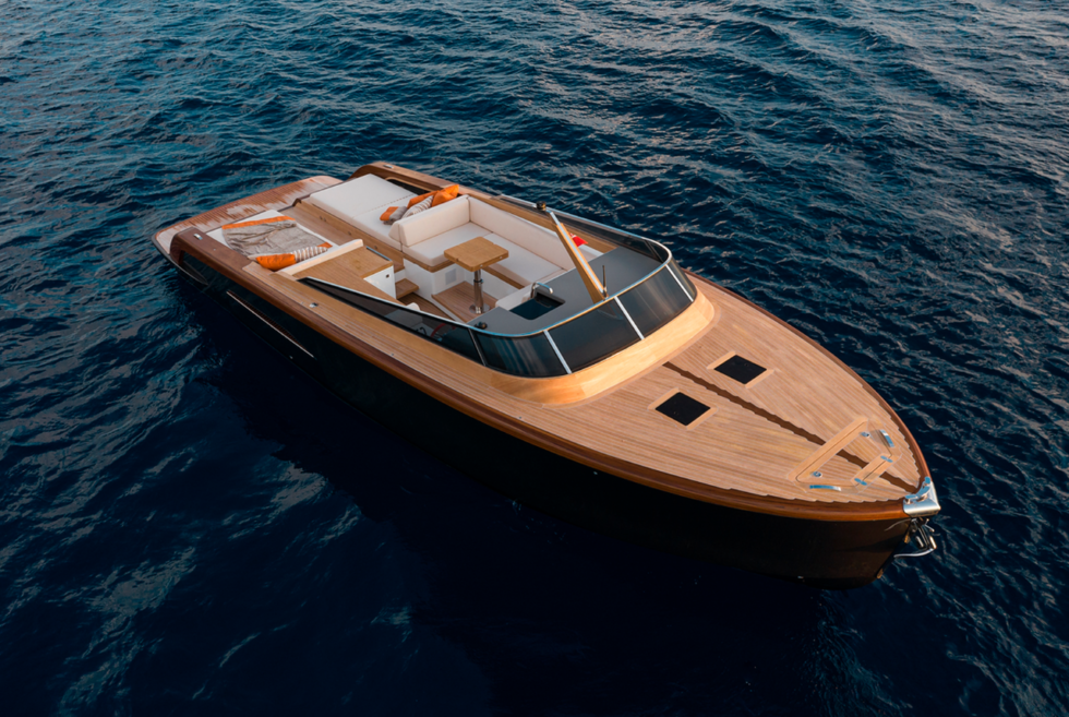 Upgrade your Tender With the Heritage 9.9 from Castagnola Yacht