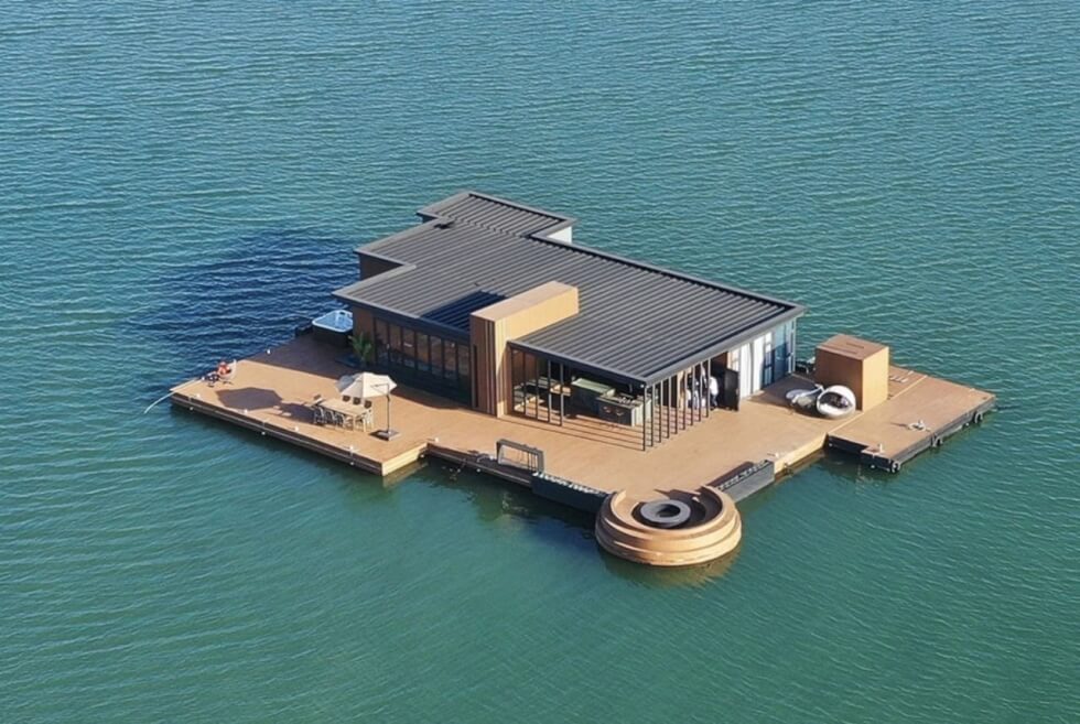 The Hi Sea Floating Hotel Defines Luxury Off-Grid Living
