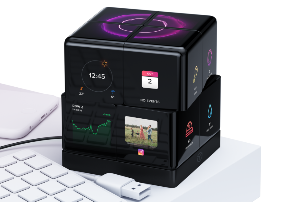 Interactive immersion makes the WOWCube System an entertaining tech toy