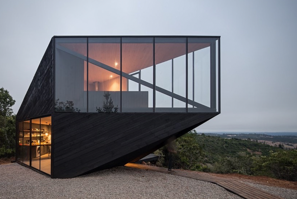 2DM Arquitectos should try shipbuilding after their work on the Casa Pre Barco