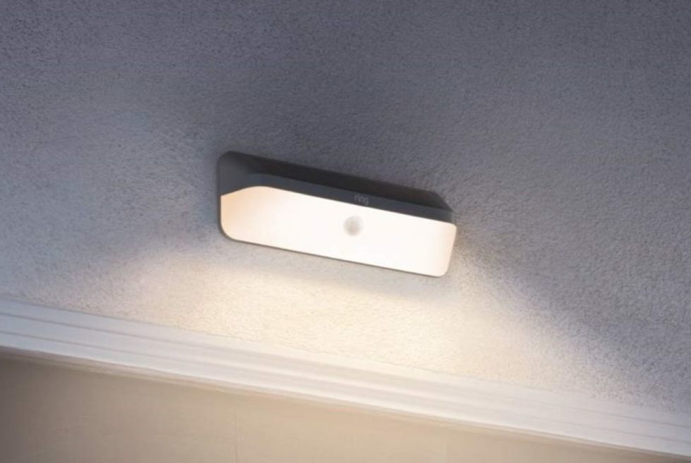 Detect Intruders With The Ring Smart Light