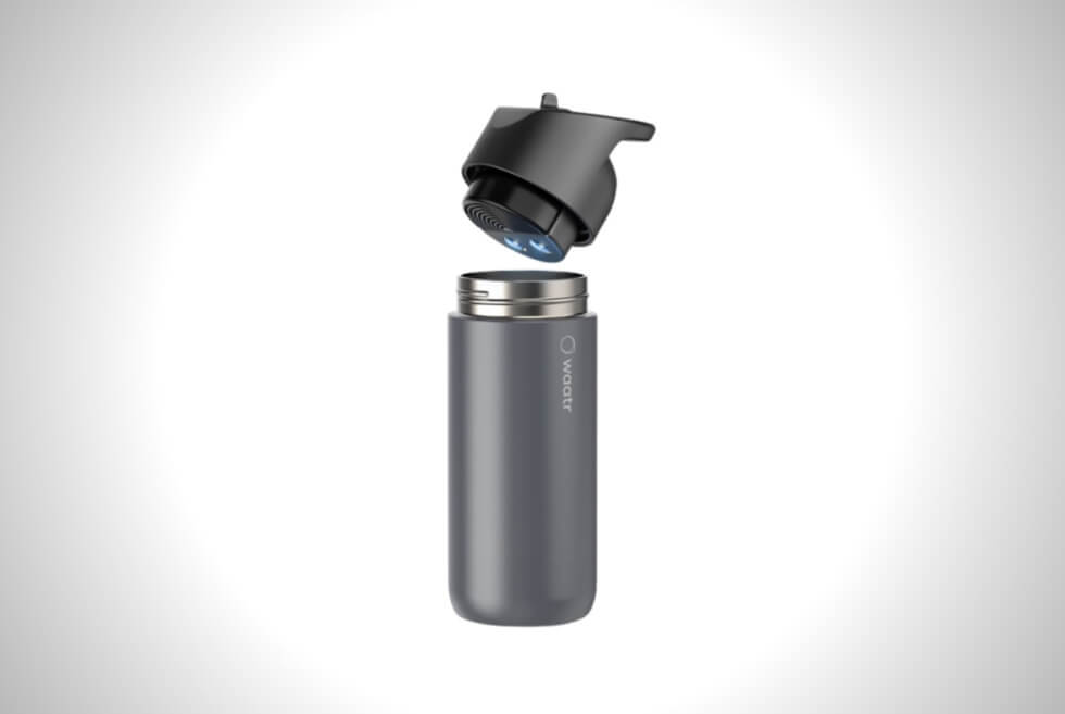 The Waatr Bottle Boasts a 4D Purification System