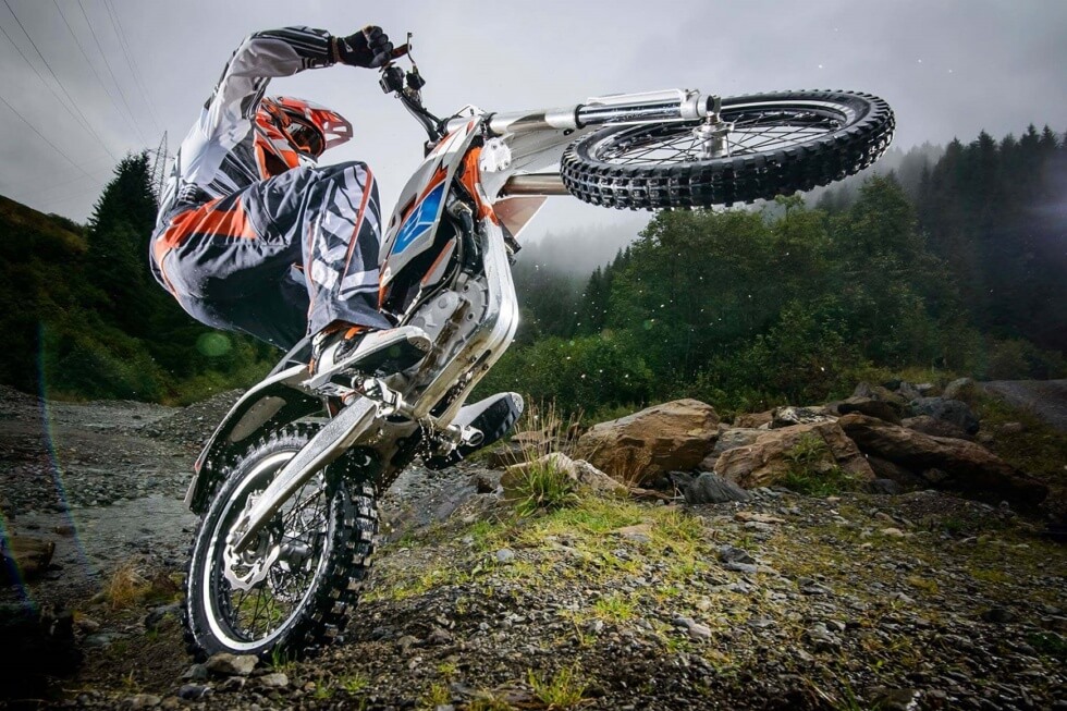 11 Best Electric Dirt Bikes For Your Next Outdoor Adventure