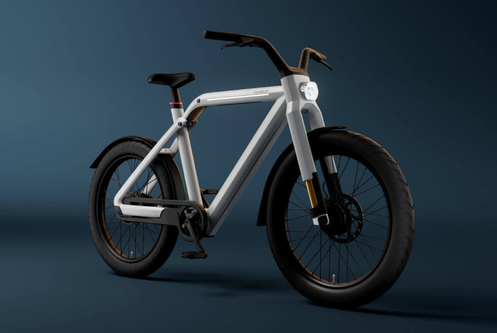 The VanMoof V Is An E-Bike With A Powerful Dual-Motor System That Can Go Up To 31 Mph