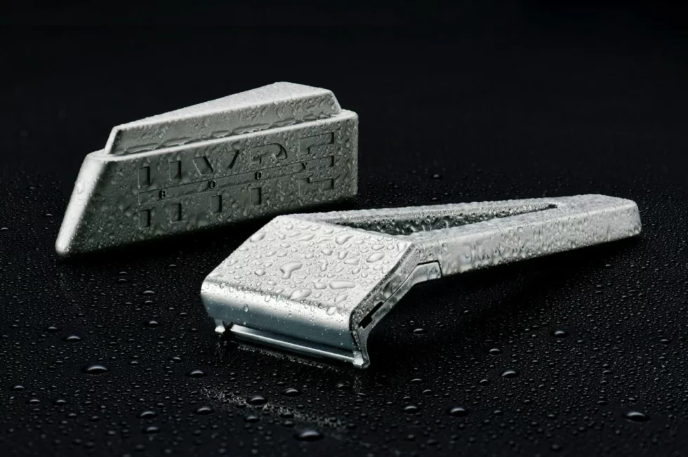 Premium Feel And Comfort Each Time You Shave With The HypeBody Razor