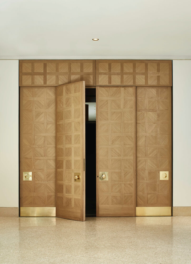 Musée Yves Saint Laurent doors