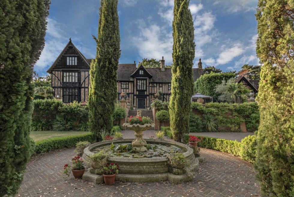 The Cedar Court Can Live Up To Your Dreams Of Living In The Tudor Era