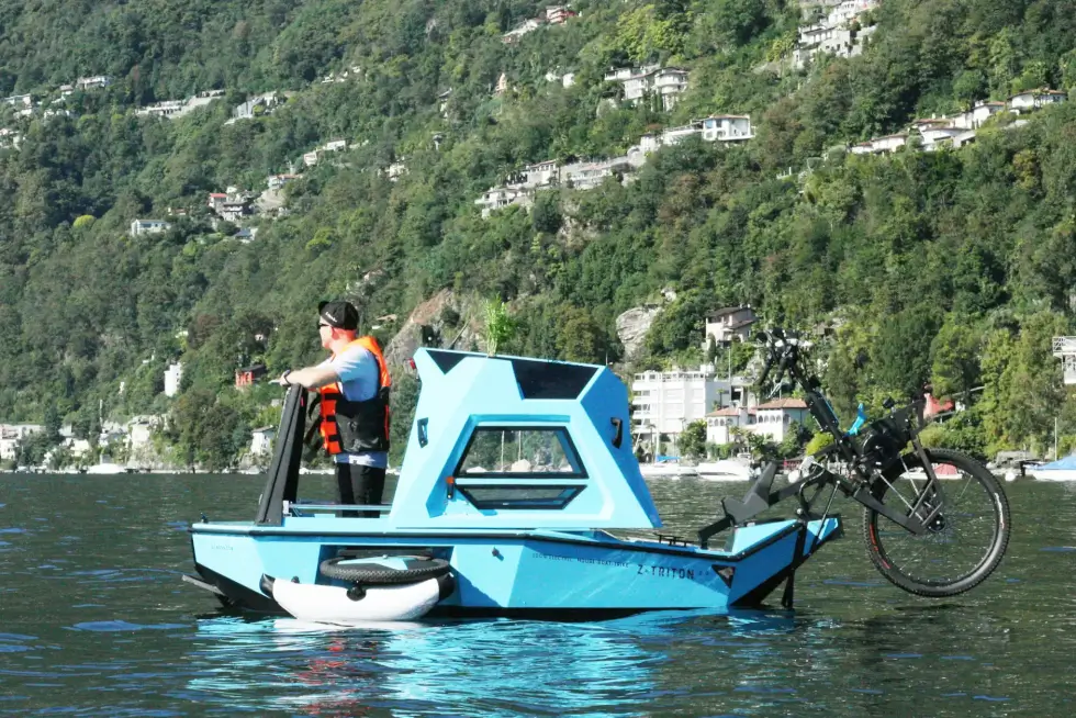 Z-Triton 2.0 Boat