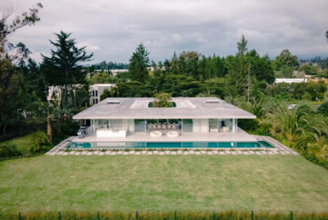 Magnolia House Cover