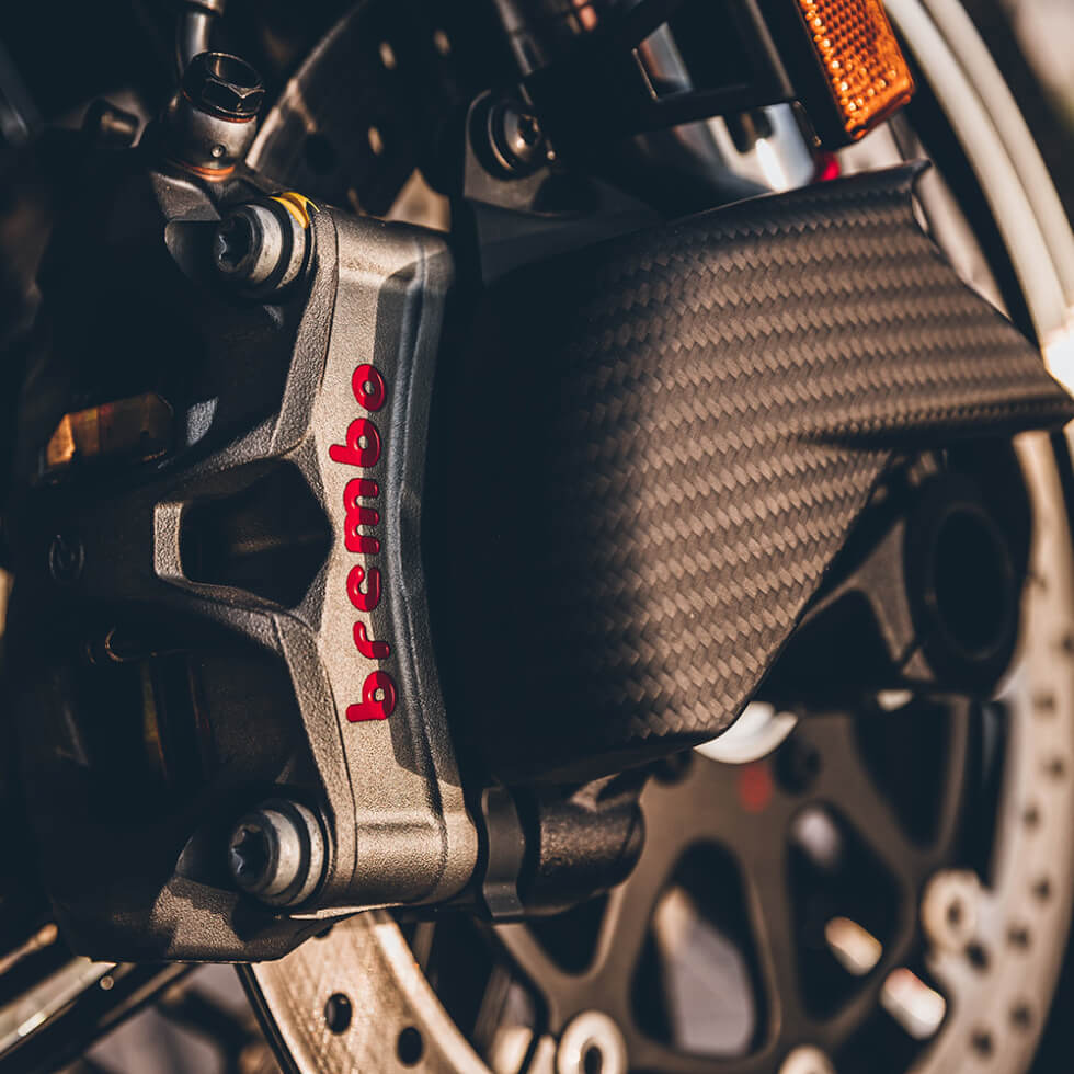 BRABUS 1300 R 2022 Brakes