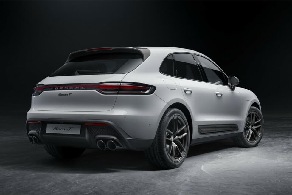 Macan T Rear
