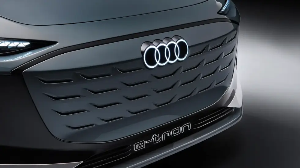 A6 Avant e-tron Emblem