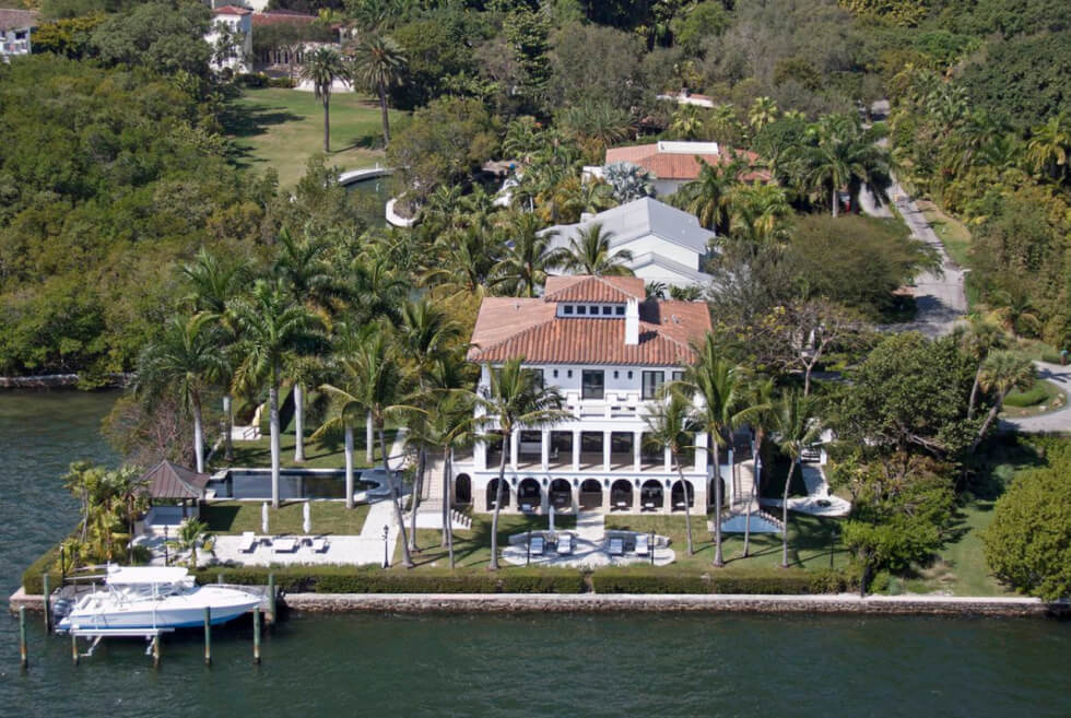 Villa Positano In Florida Boasts Amazing Views of Biscayne Bay