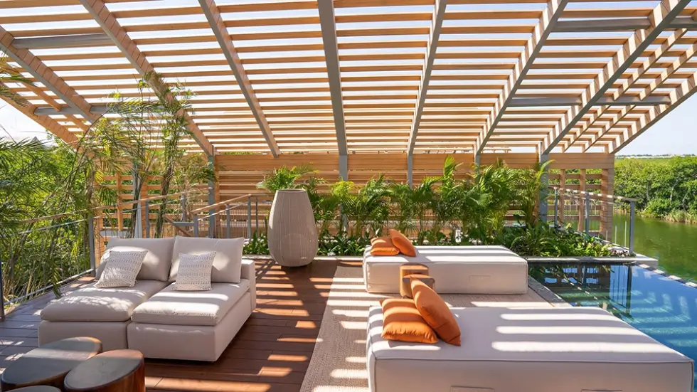 Lagoon sunset Pool Villa