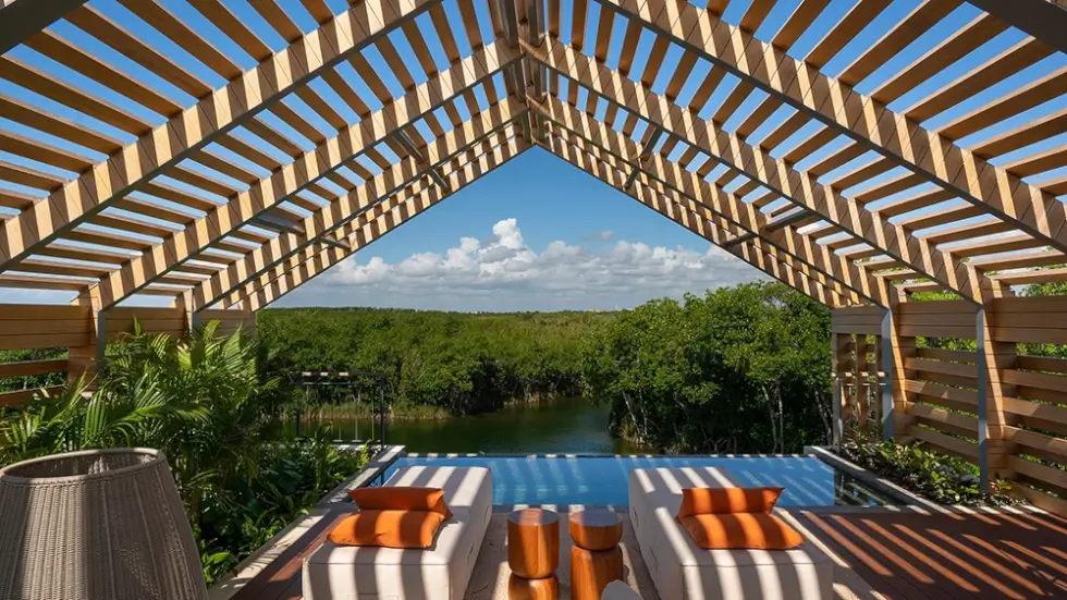 Lagoon sunset Pool Villa