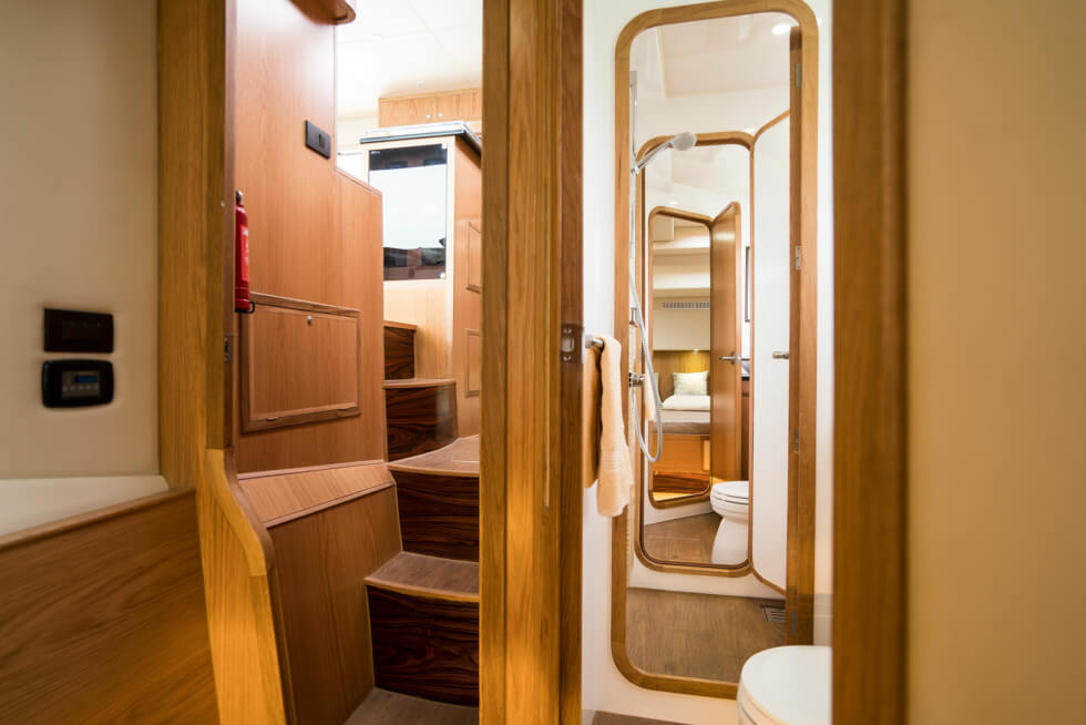 48 Space Grace & Pace Shower