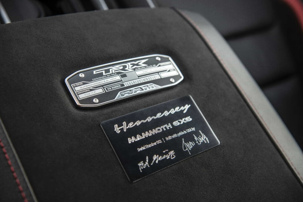 Mammoth 1000 6x6 center console