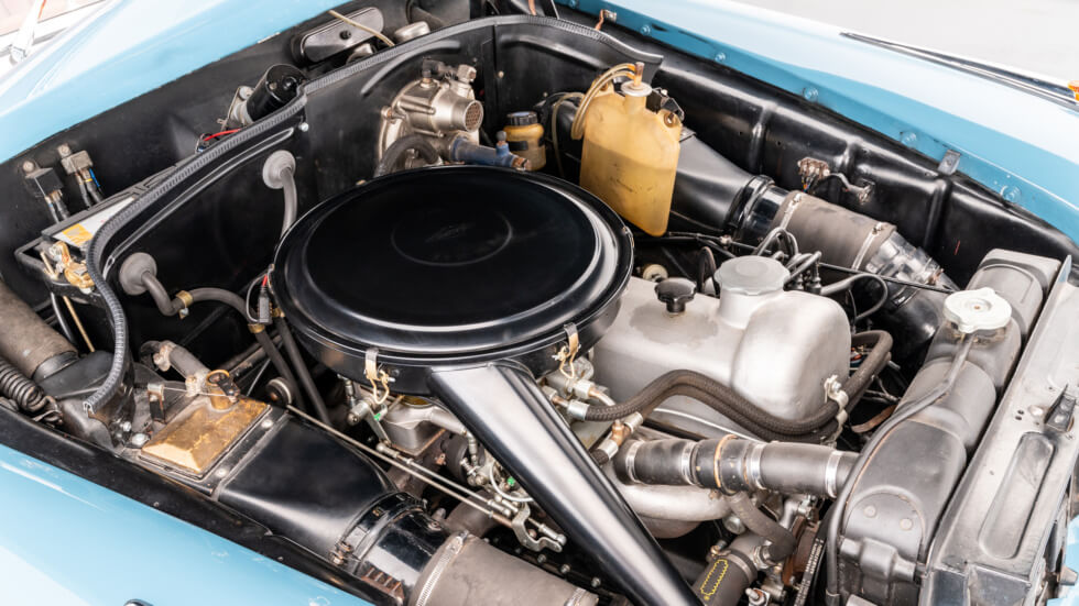 220 SE Ponton engine