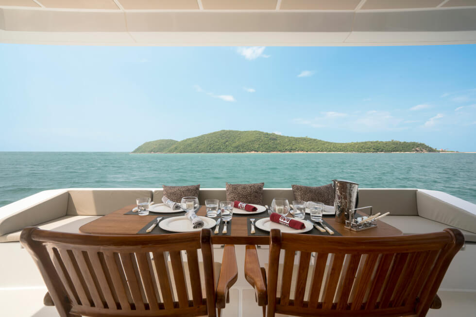 48 Space Grace & Pace Lounge