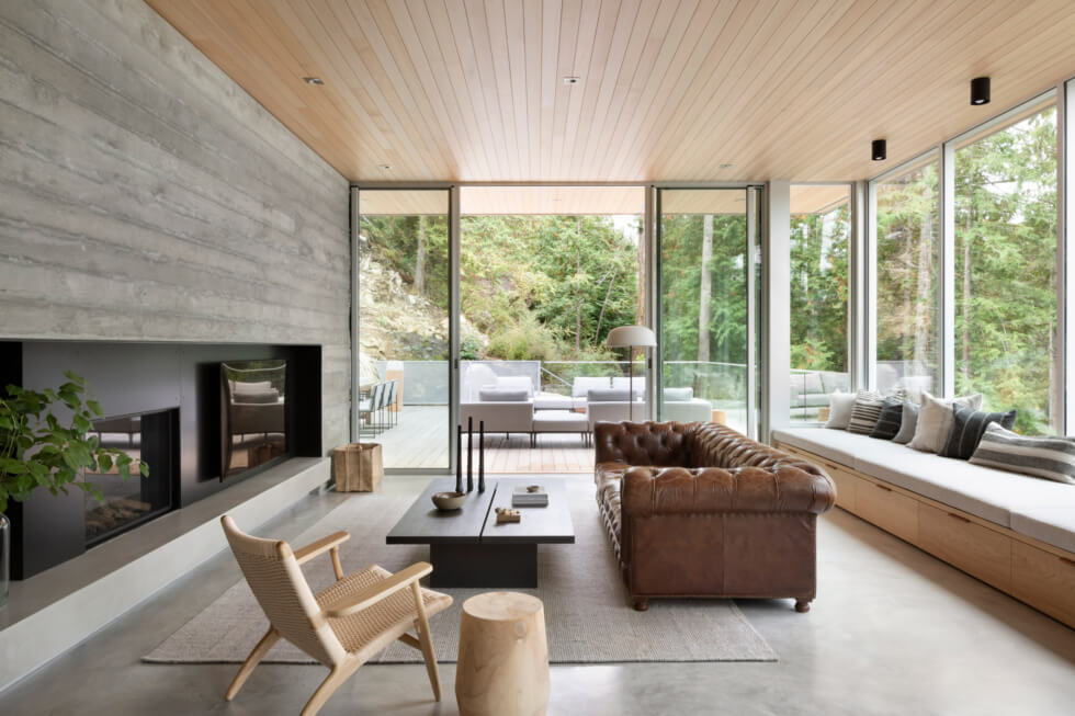 Sakinaw Lake House Living Room