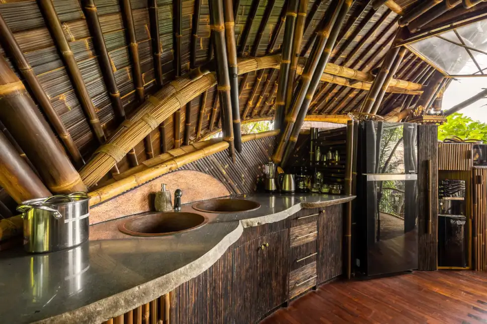 Eclipse House Kitchen