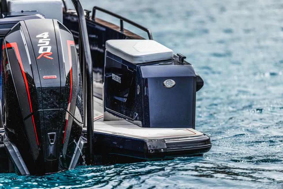 Shadow 900 Deep Blue Rear