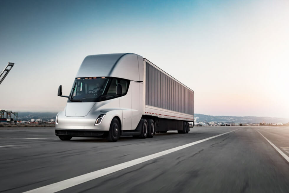 Tesla Announces Reserverations For The Upcoming Semi Are Now Open